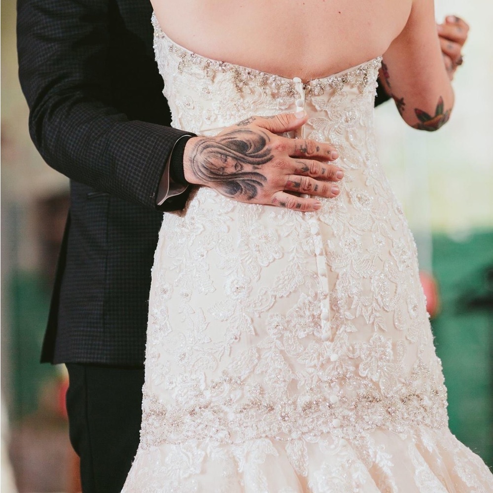 Mermaid Sweetheart Champagne Lace Wedding Dress - Picture 7 of 15